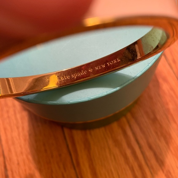 Kate Spade, Idiom Pink Bracelet with Box. - Picture 4 of 7